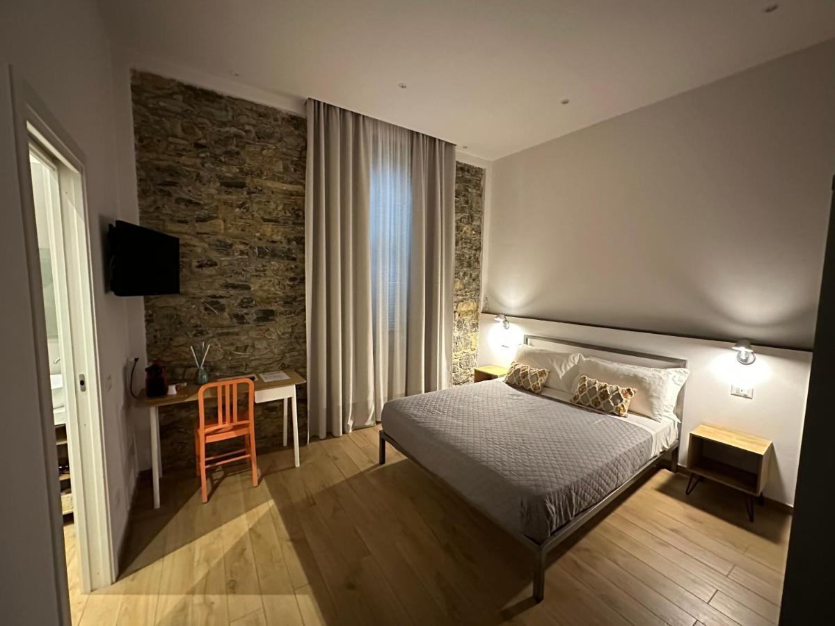 A Ca' De Mananan Guesthouse ลาสเปเซีย ภายนอก รูปภาพ